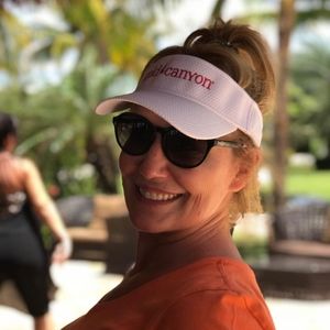 Meet your Posher, Pam